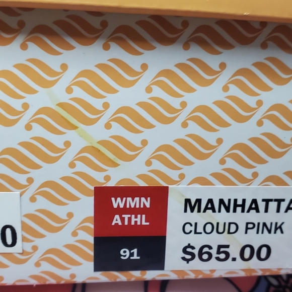 Fabletics shoes - Picture 2 of 2